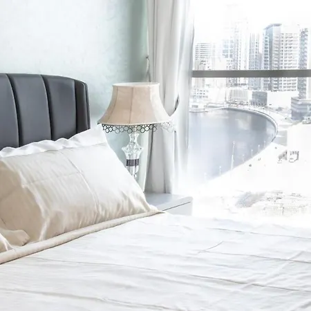 Aws Holiday Homes - Luxury Living Besides Canal Dubai Exterior photo