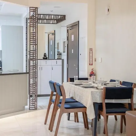 Aws Holiday Homes - Luxury Living Besides Canal Dubai Exterior photo