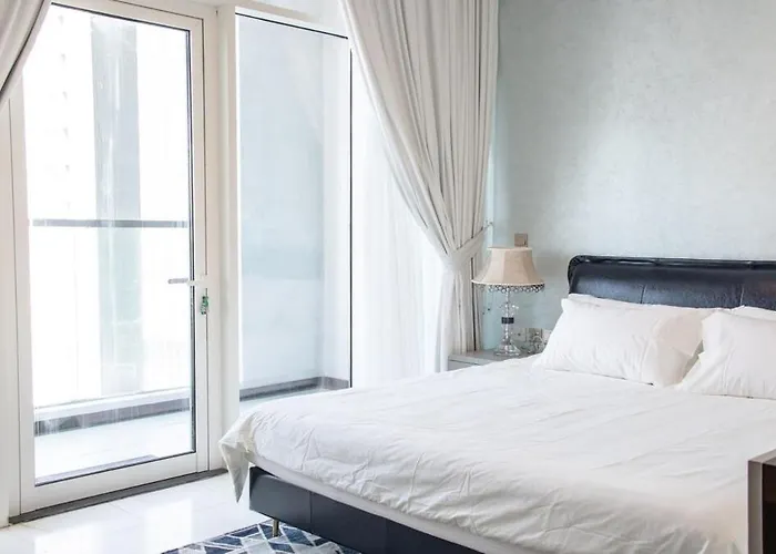 Aws Holiday Homes - Luxury Living Besides Canal